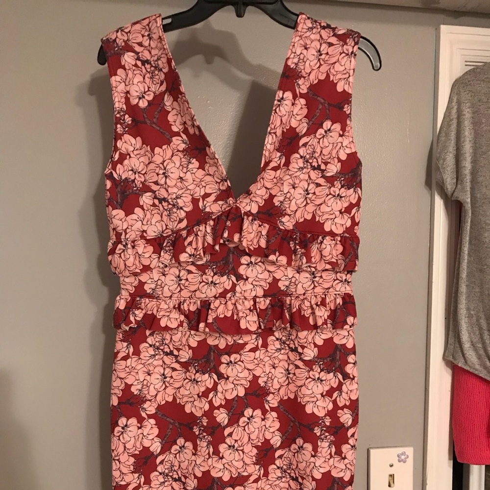 MISSGUIDED MINI DRESS